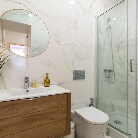 Guestready - Dazzling With Private Terrace Lisbona